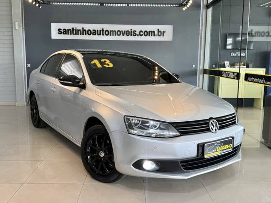 VOLKSWAGEN JETTA 2.0 COMFORTLINE FLEX 4P TIPTRONIC VOLKSWAGEN JETTA 2.0 COMFORTLINE FLEX 4P TIPTRONIC